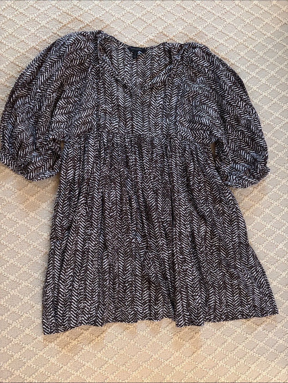 Banana Republic Brown & White Pattered “Babydoll” Dress